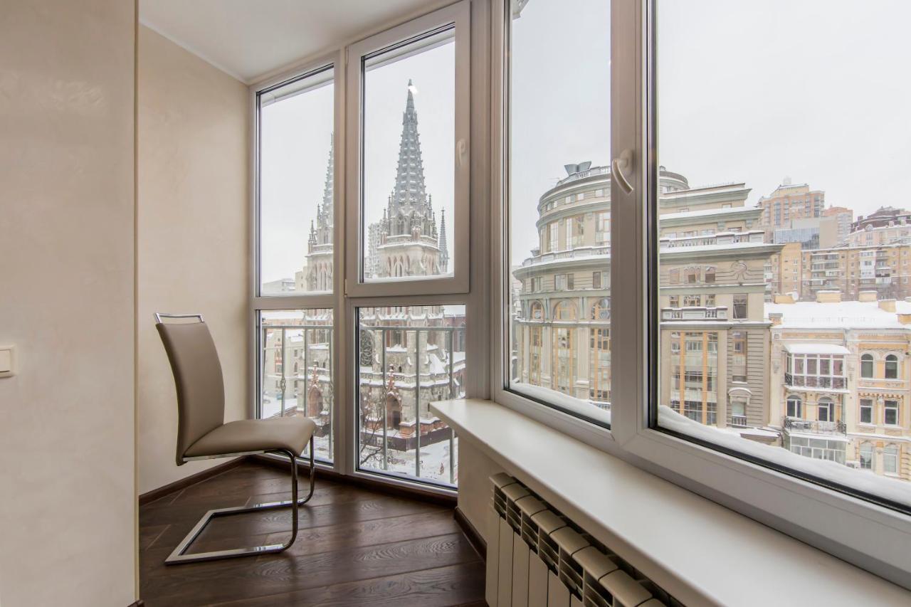 Шикарная Квартира Возле Костёла В Центре Kyiv Exterior photo